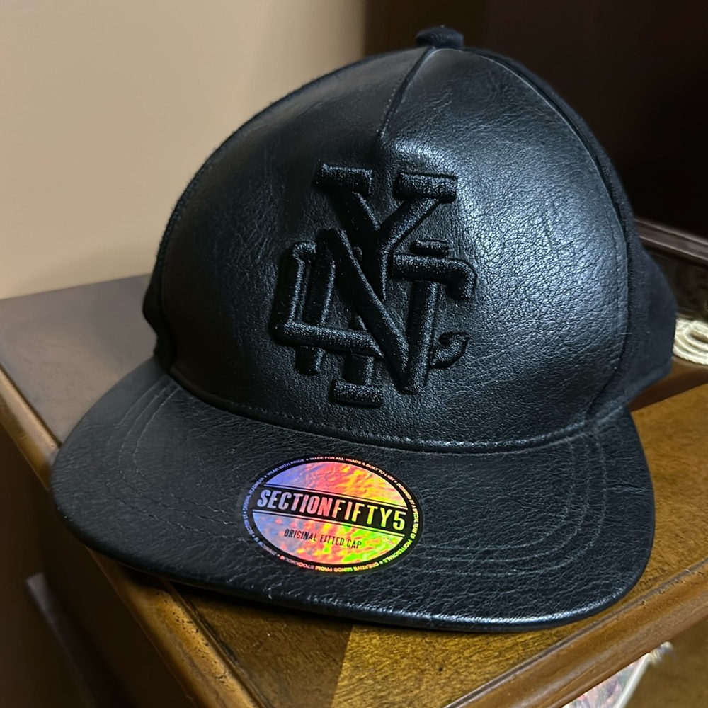 H&M Men’s Black NYC Cap